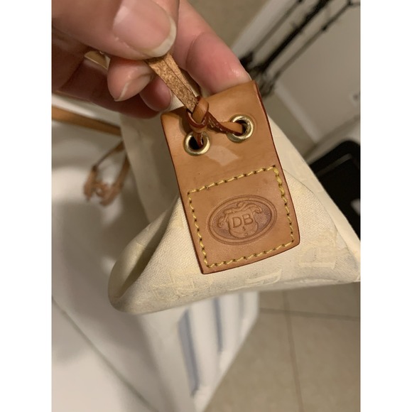 Dooney & Bourke Shoulder Bag Gold with Tan leather details - Picture 6 of 7